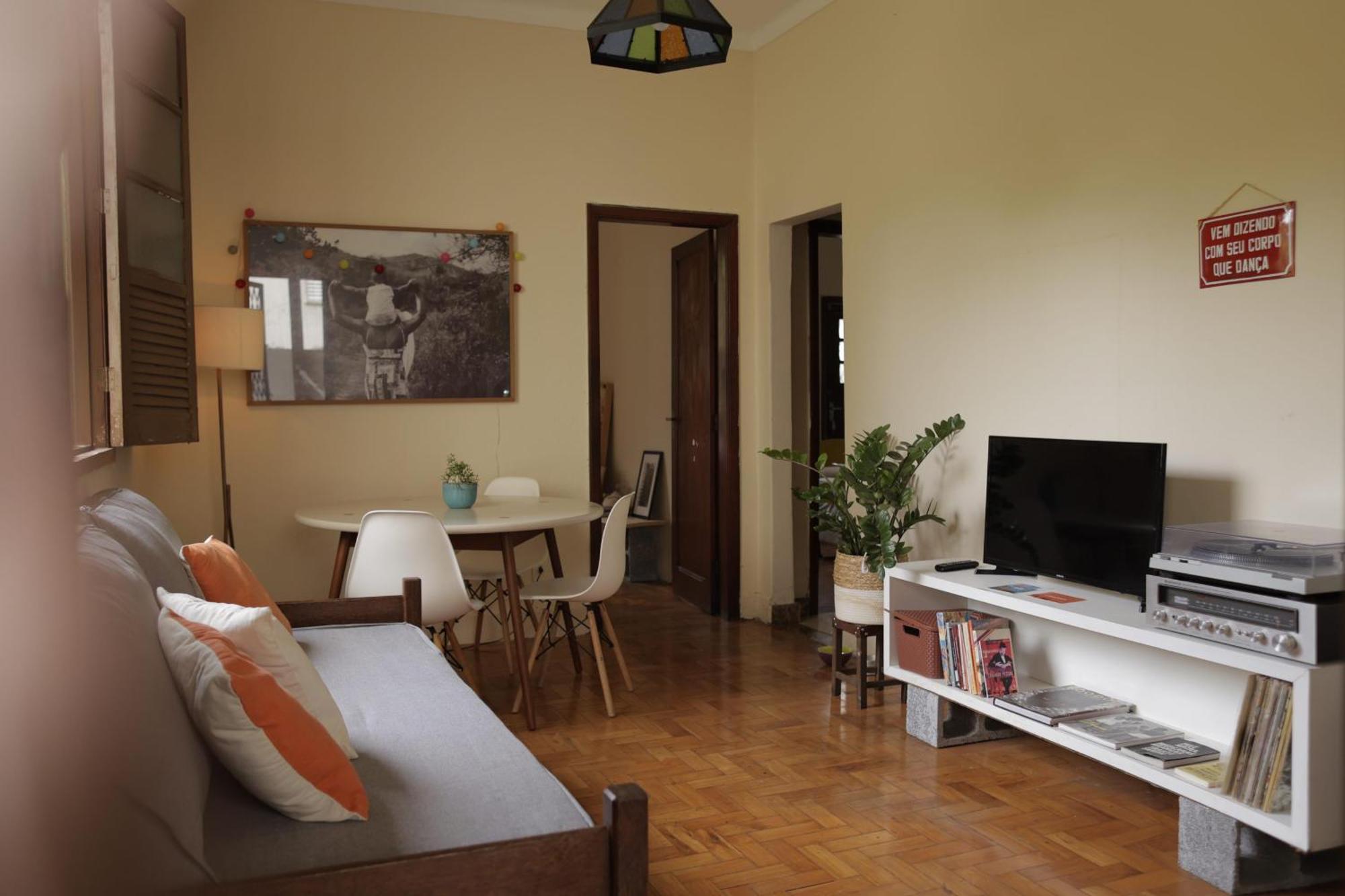 Quarto Casal Com Janela Casa Caramel Belo Horizonte Exterior foto