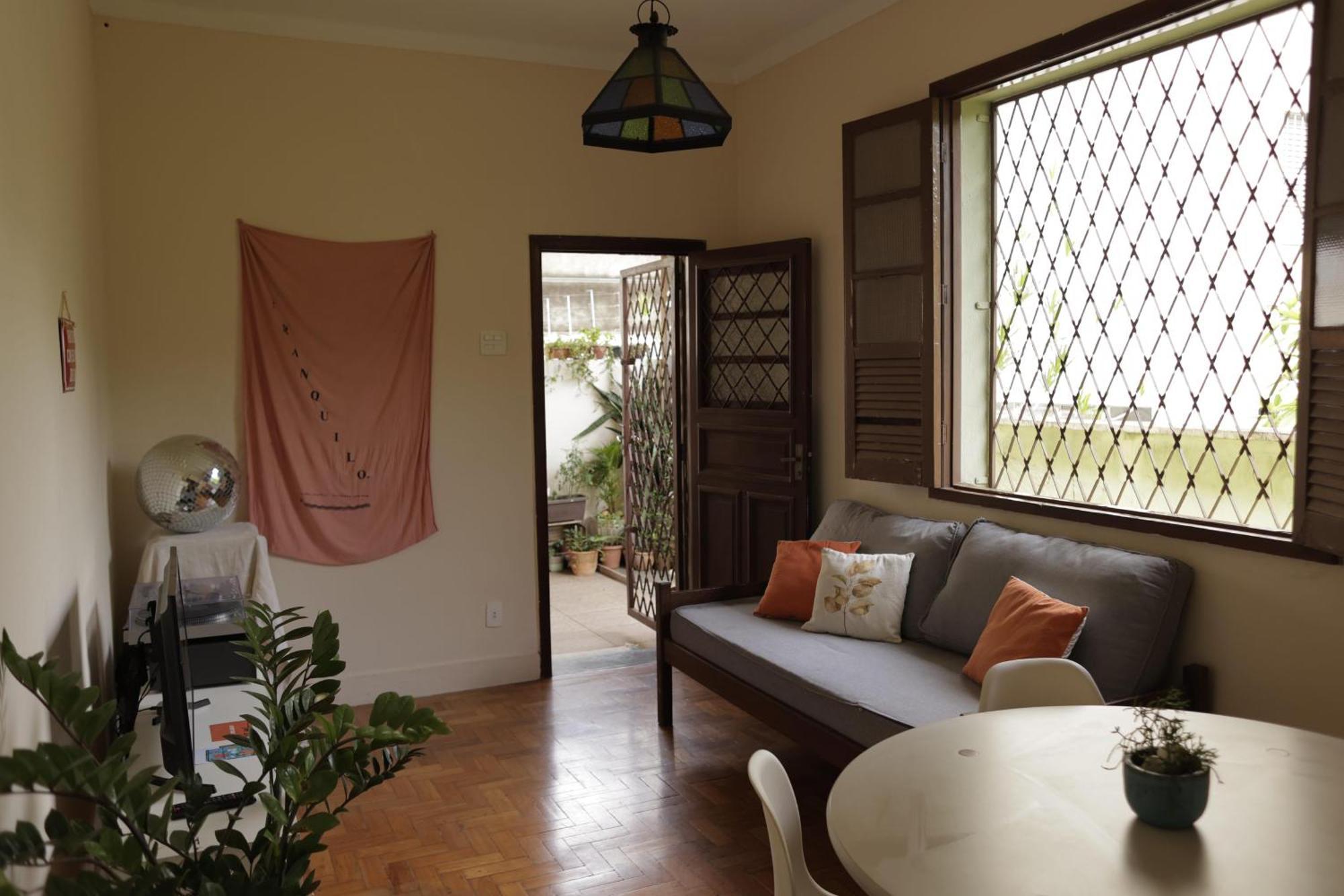 Quarto Casal Com Janela Casa Caramel Belo Horizonte Exterior foto